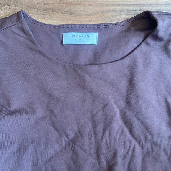 Aritzia Babaton Contour Crew Cropped T-Shirt - M - Picture 3 of 5